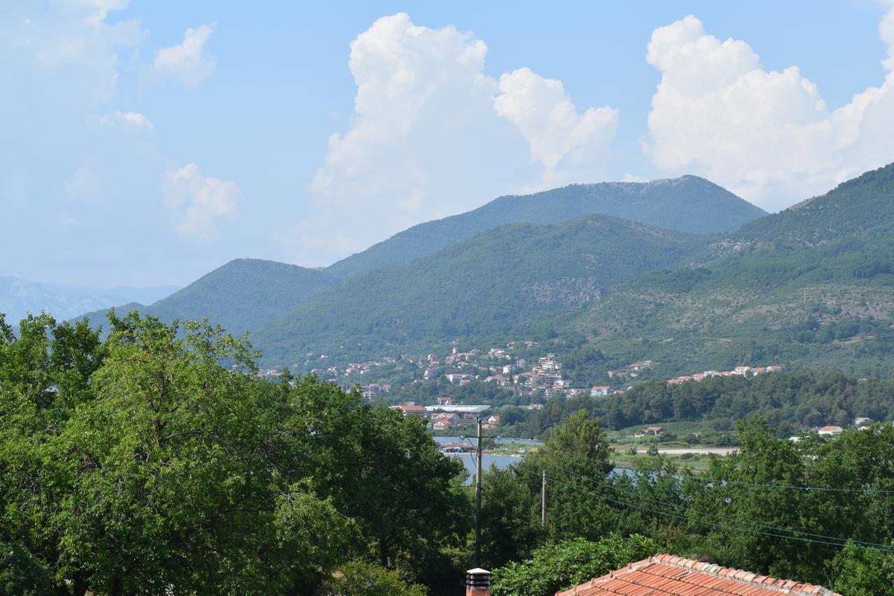 Kristina Apartments Tivat Exterior foto