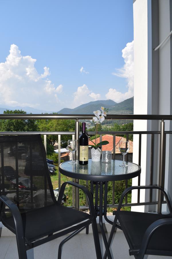 Kristina Apartments Tivat Exterior foto